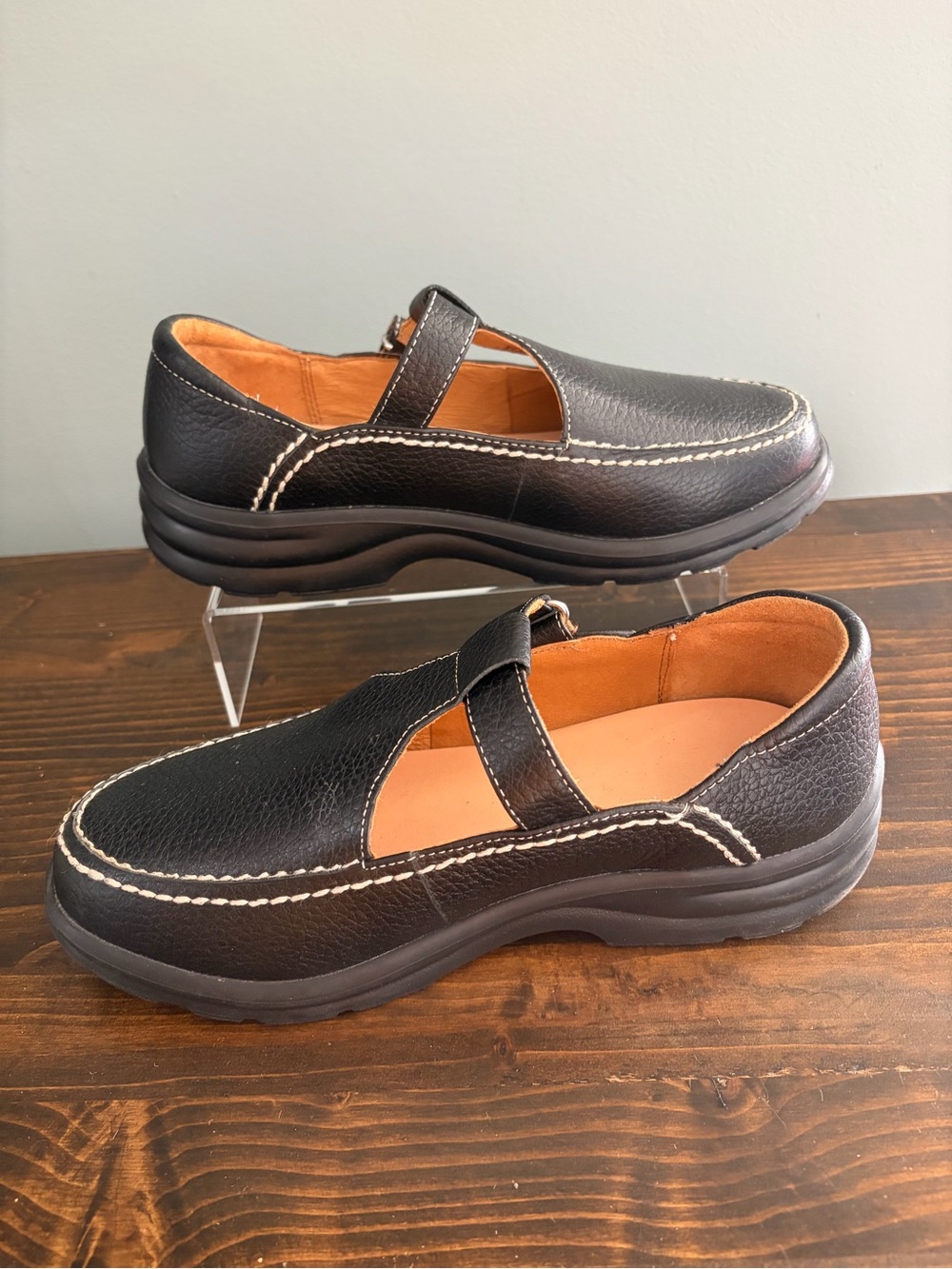 NWOT Dr Comfort Lu Lu Mary Jane 7 Wide Pebbled Leather Comfort Shoes